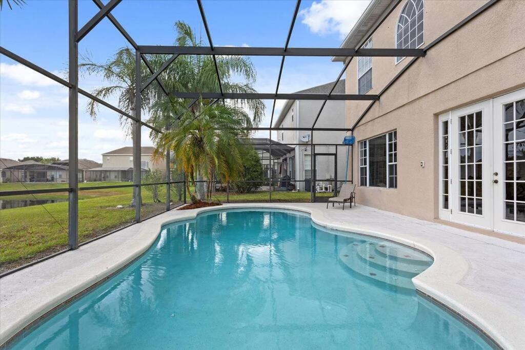Long Stays! Lakefront - Gated Pool Home Orlando Eksteriør billede
